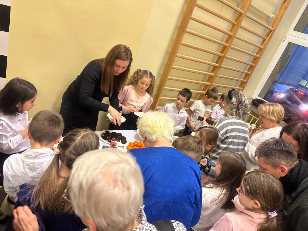 20 stycznia klasa 2B uroczyście obchodziła Dzień Babci i Dziadka