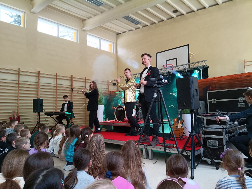 17.02.2026 odbył się kolejny, już trzeci z rzędu koncert Szkoły Muzycznej YAMAHA. Tym razem tematem wiodącym były instrumenty dęte.