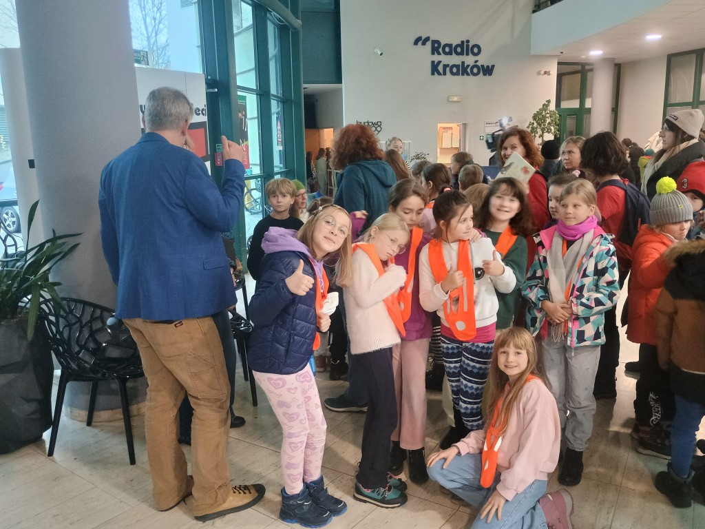 4 grudnia 2025 roku klasa 3c miała możliwość uczestniczyć w niezwykłym spotkaniu z panią Jolą Richter-Maguszewską