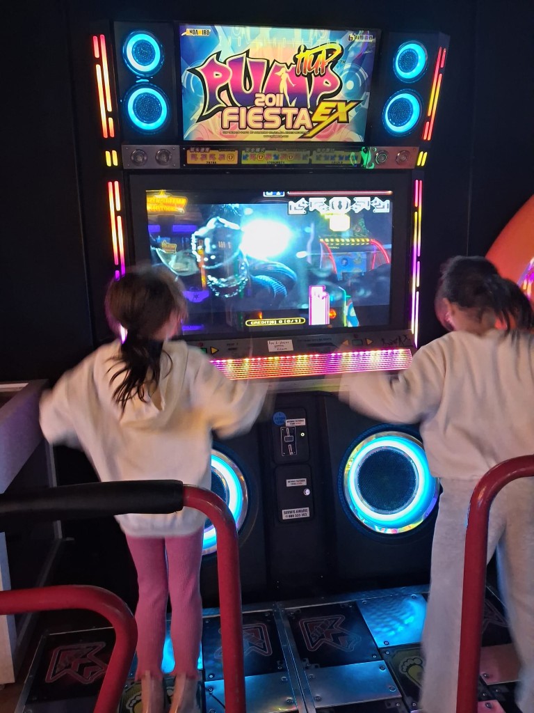 Mikołaj postanowił w tym roku zaszaleć i sprezentował klasie II A wyjście do Forum Fun