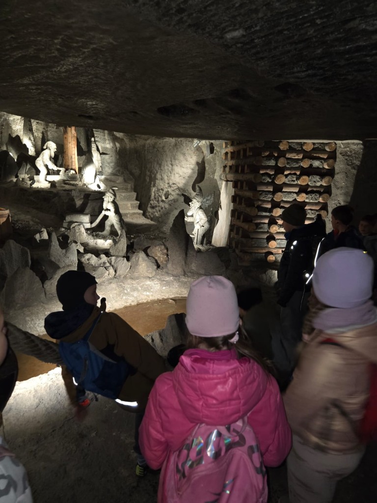 Wyprawa po sól, czyli wycieczka klasy 3A i 3B do Kopalni Soli w Wieliczce
